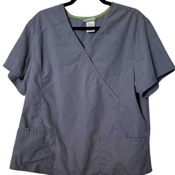 Scrubstar Gray and Green Trim Scrub Top and Pants - Picture 4 of 4